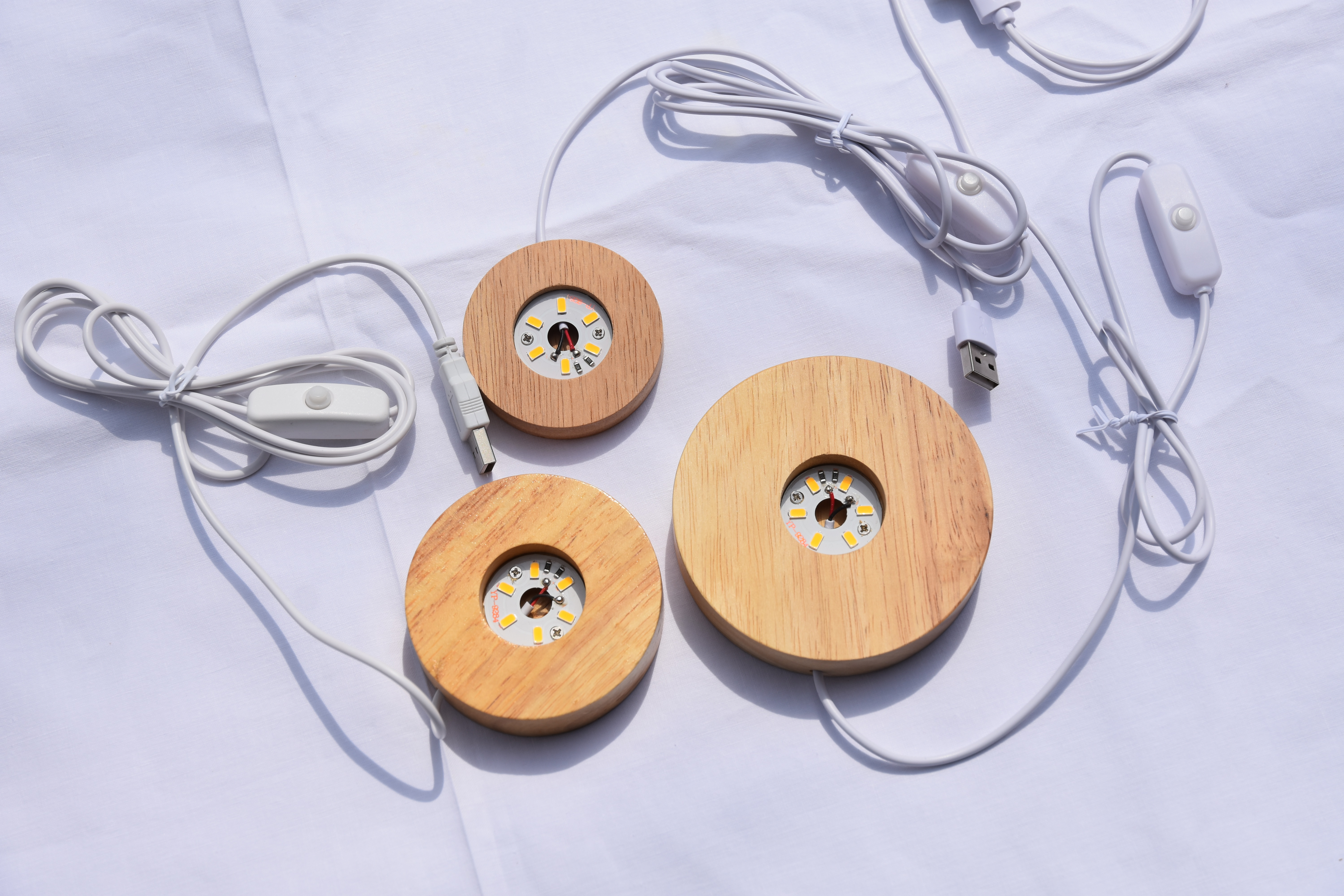 Strandflieder Resin Kugel  mit LED-Sockel